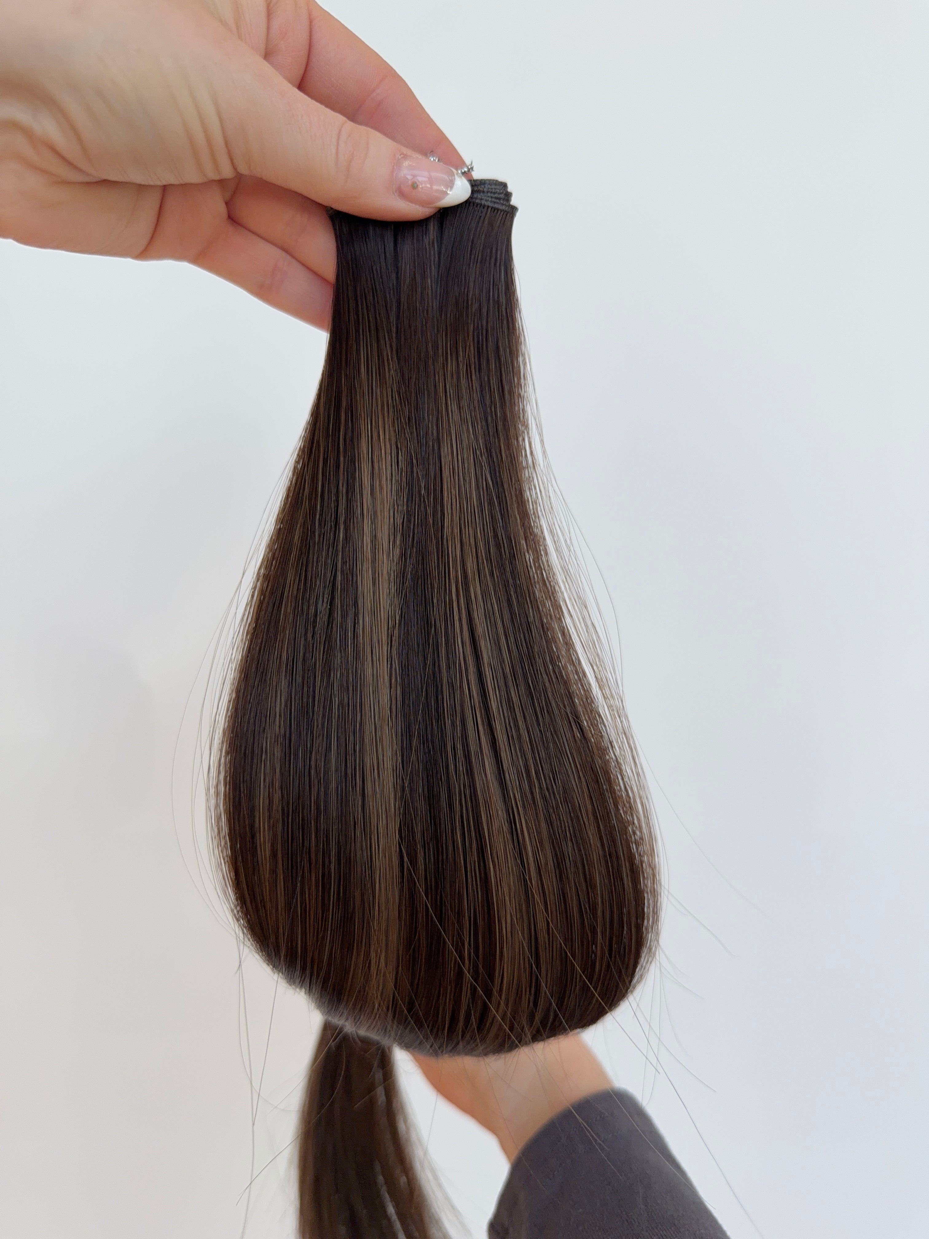 Avery - Dimensional Neutral Brunette